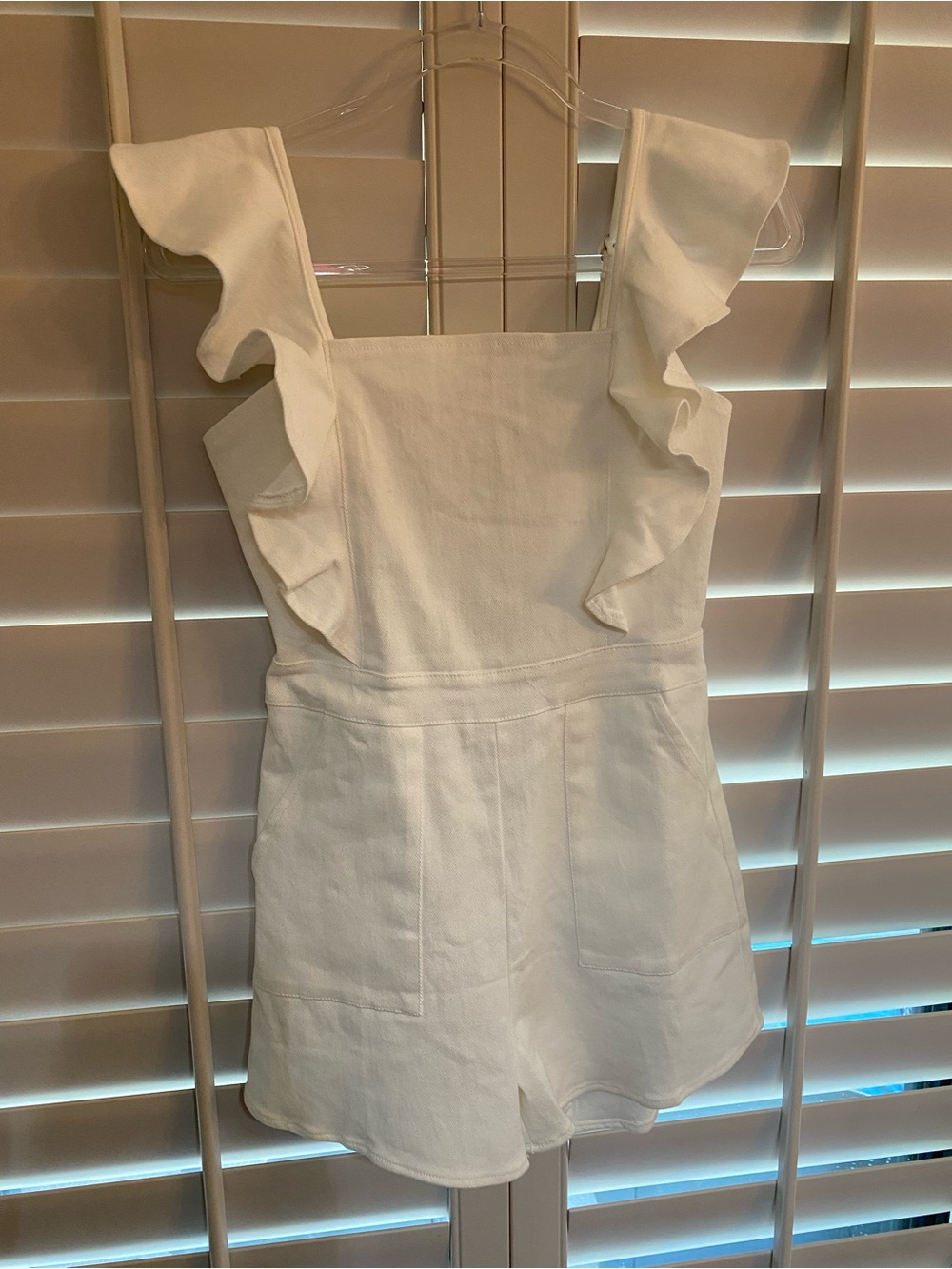 Day + Moon Classic White Ruffle-Strap Women’s 'Romper size small like new